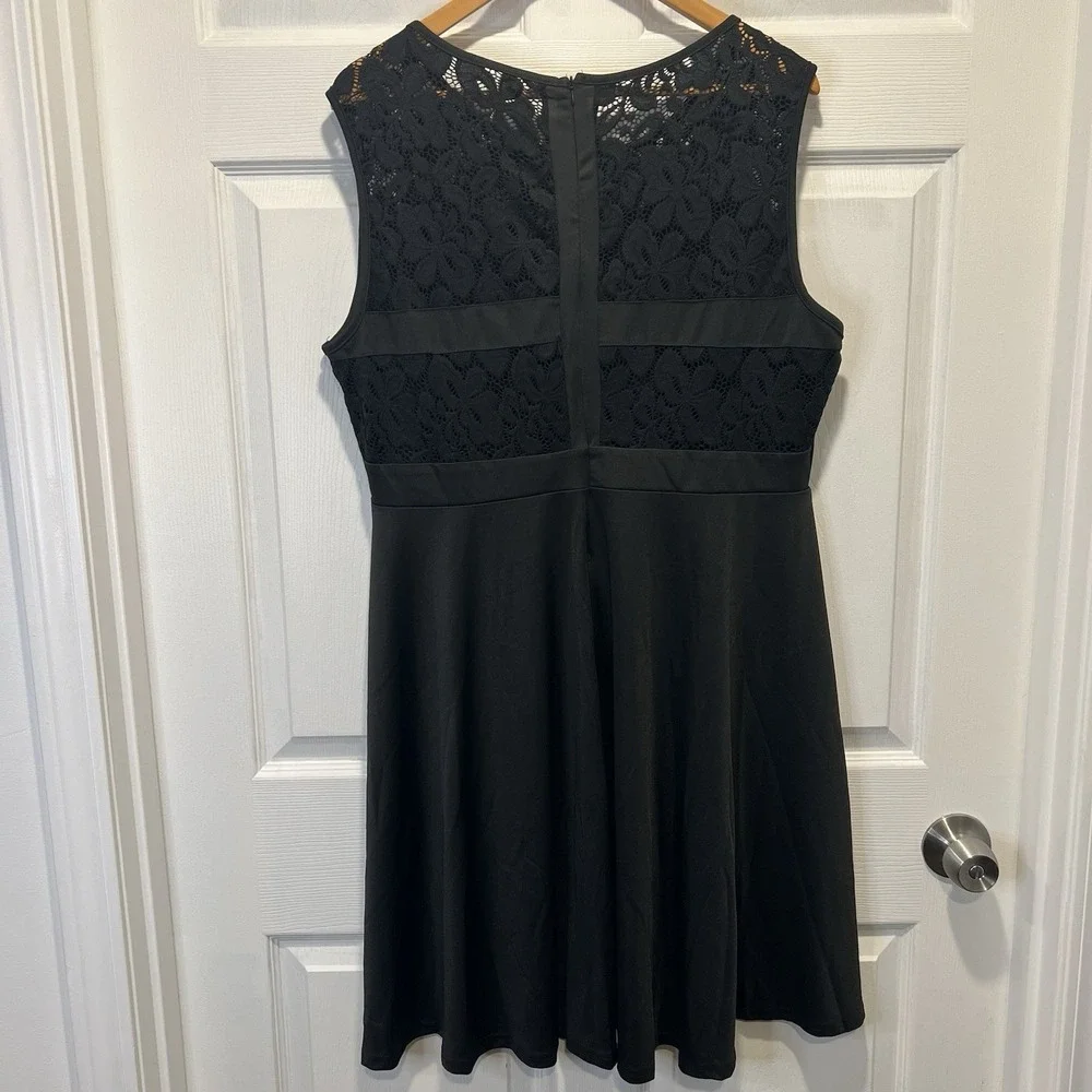 Black A-line sleeveless cocktail dress with a Floral lace top Size XXL - Picture 5 of 10